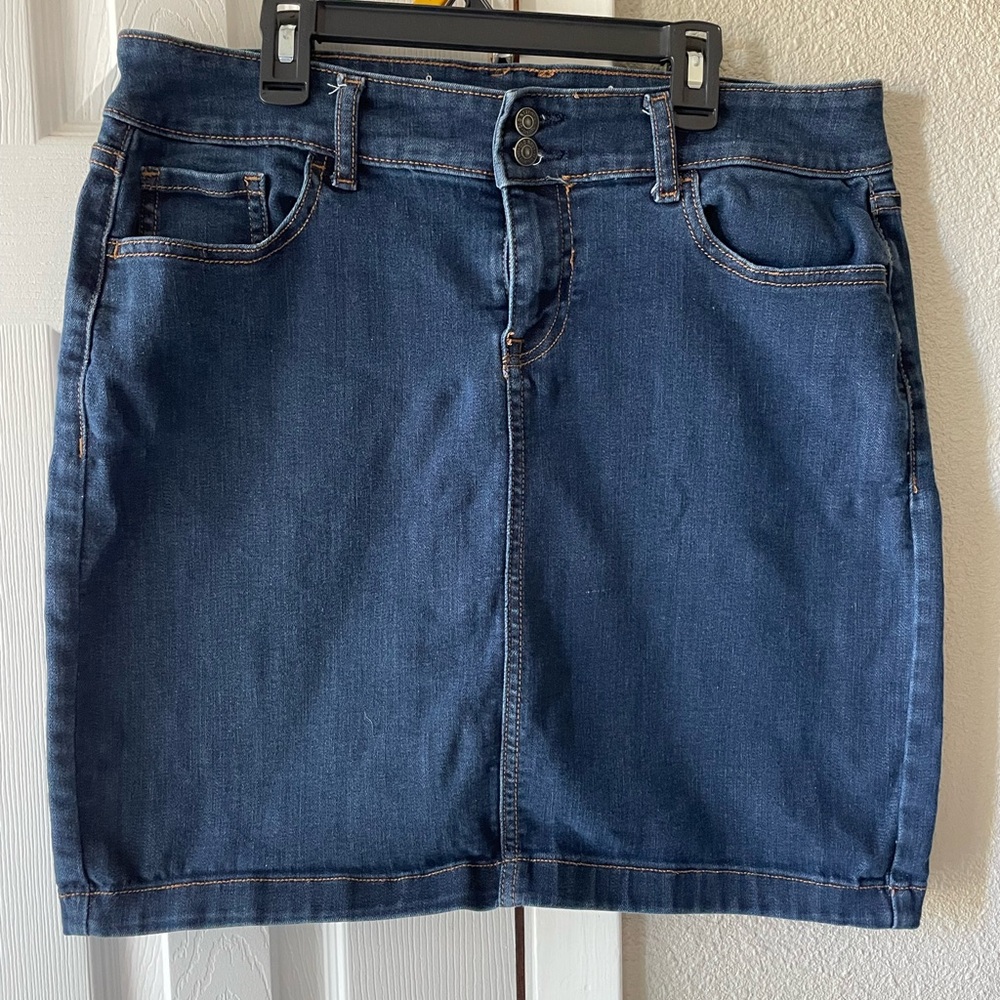Old Navy Dark Blue Denim Pencil Skirt